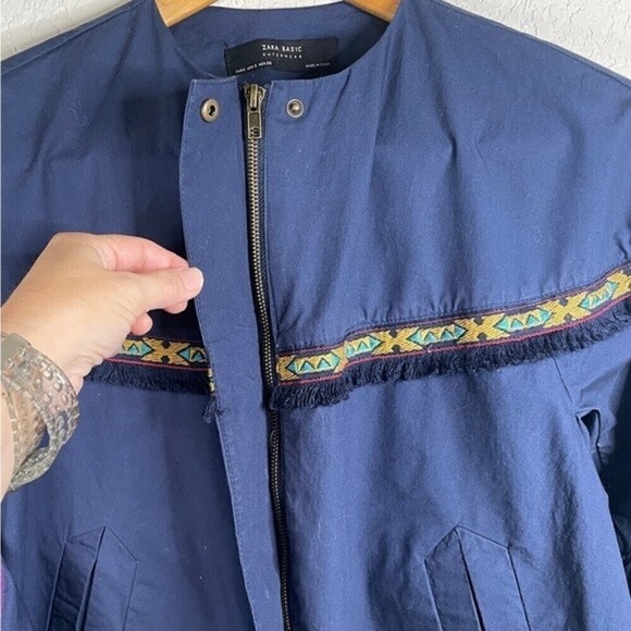 ZARA Basics Women’s Jacket Bell Sleeve Aztec Fringe Blue Size Small Oversize - Picture 4 of 10